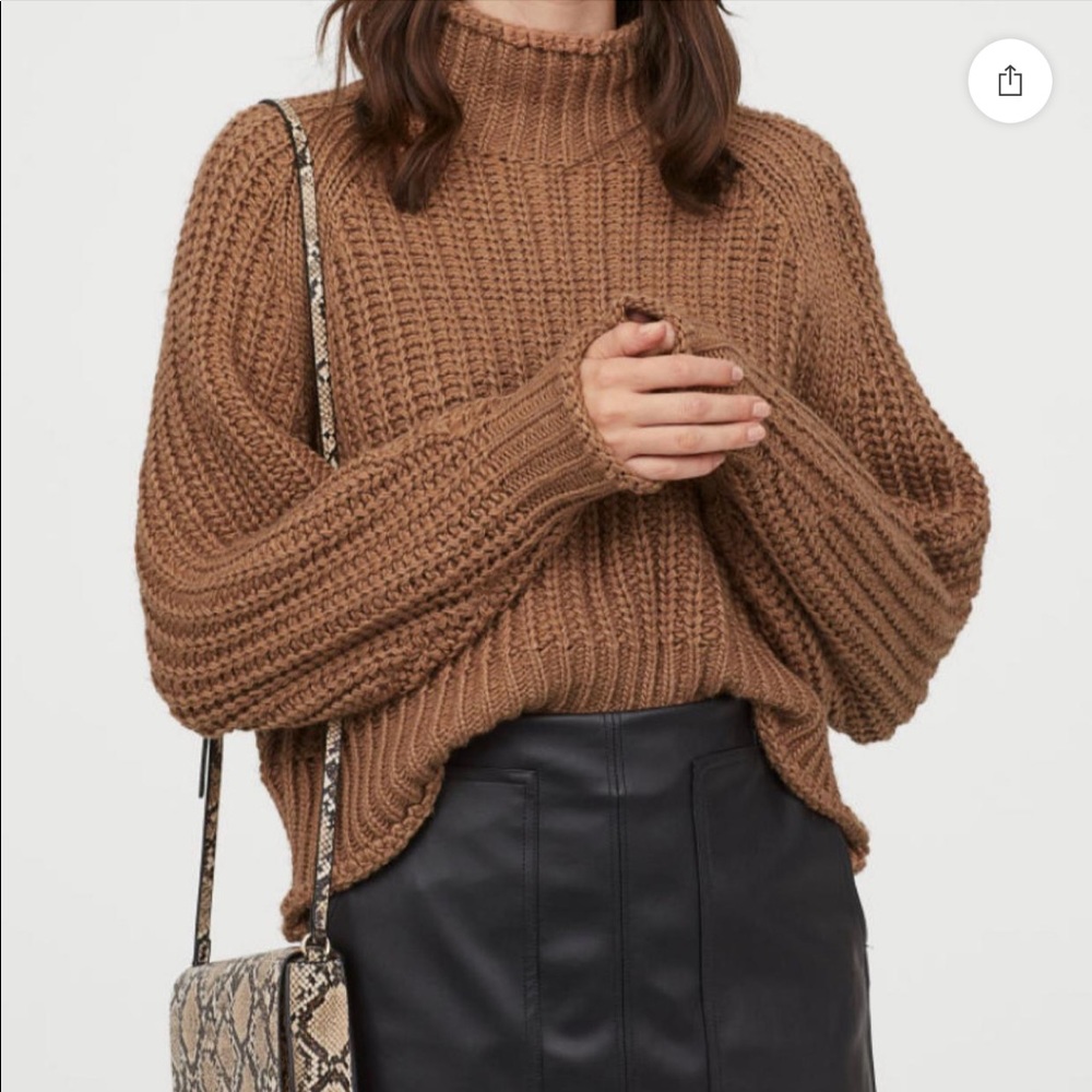 H&M Ribbed Chunky Knit Sweater